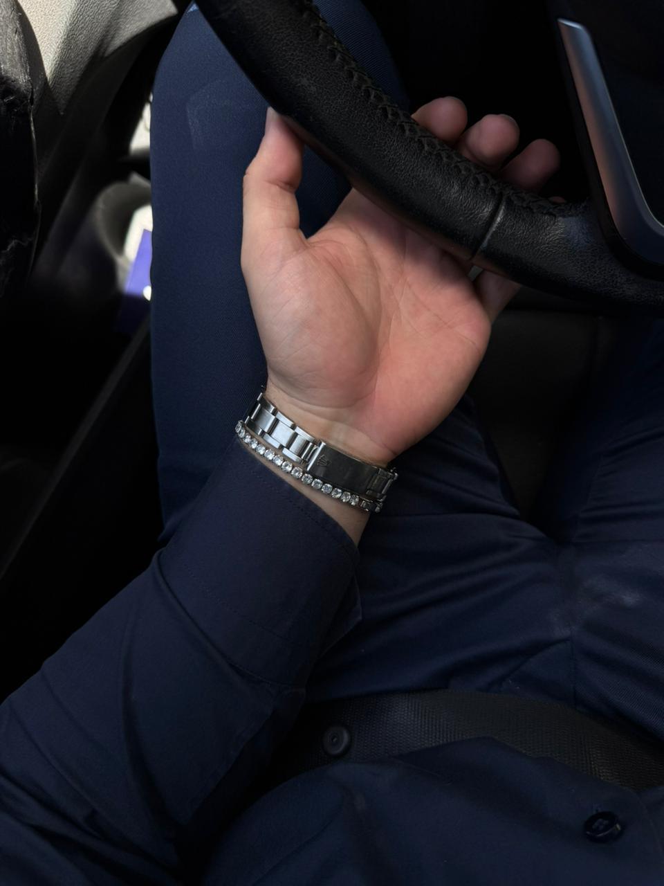 Detalhe das zircônias da pulseira Riviera